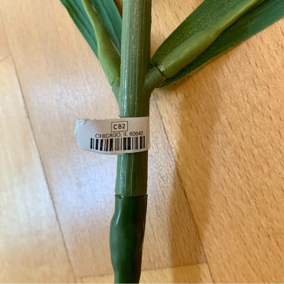 SOLD Large/ Tall Faux Palm Leaf - Picture 9 of 10